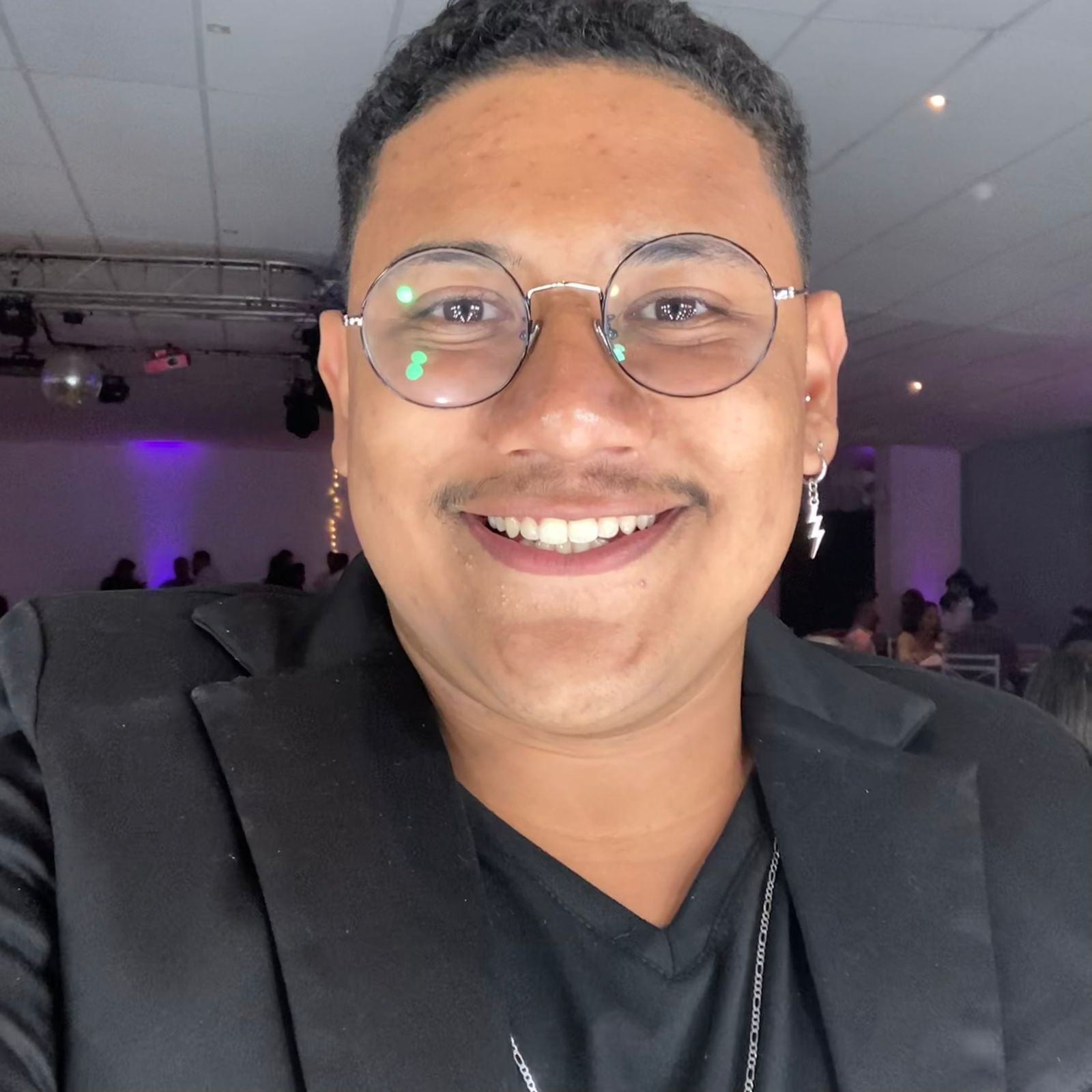 Douglas Oliveira